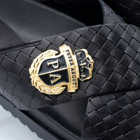 Sandal Bakel