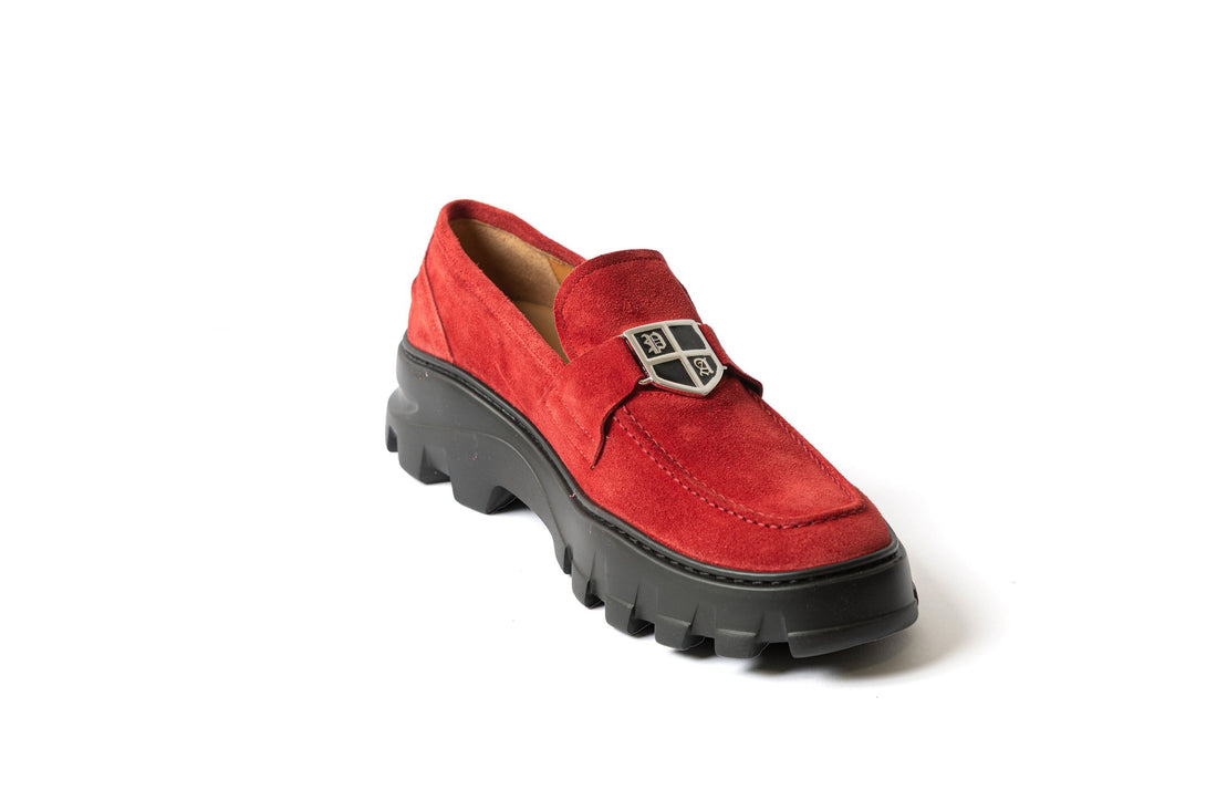 Ascot Shield Caterpillar