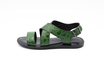 Sandal Kisumi